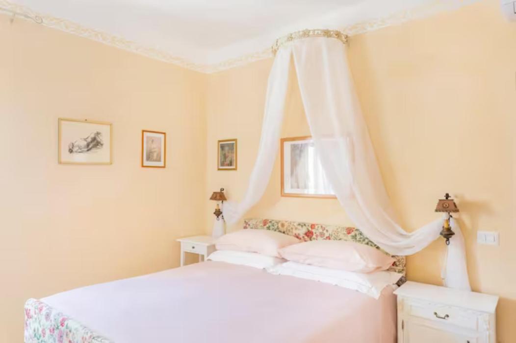 B&B La Finestra Sul Campanile Montecosaro  ภายนอก รูปภาพ